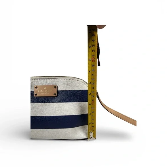 Kate Spade New York Wellesley Printed Hanna Crossbody Bag - Picture 11 of 12